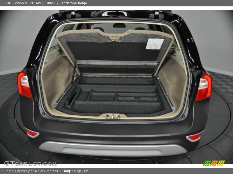 Black / Sandstone Beige 2008 Volvo XC70 AWD