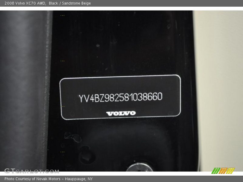 Black / Sandstone Beige 2008 Volvo XC70 AWD