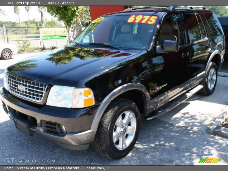 Black / Graphite 2004 Ford Explorer XLT