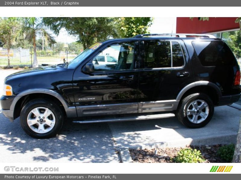 Black / Graphite 2004 Ford Explorer XLT
