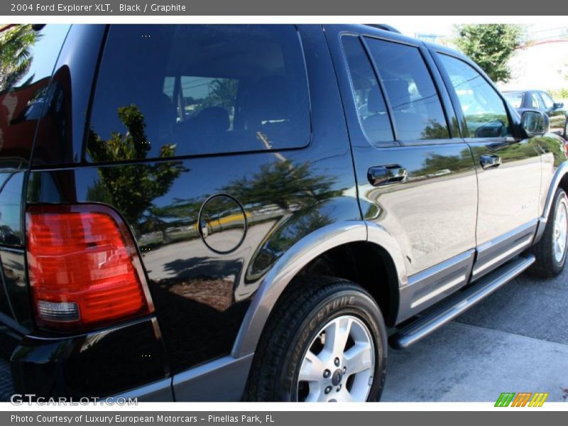 Black / Graphite 2004 Ford Explorer XLT