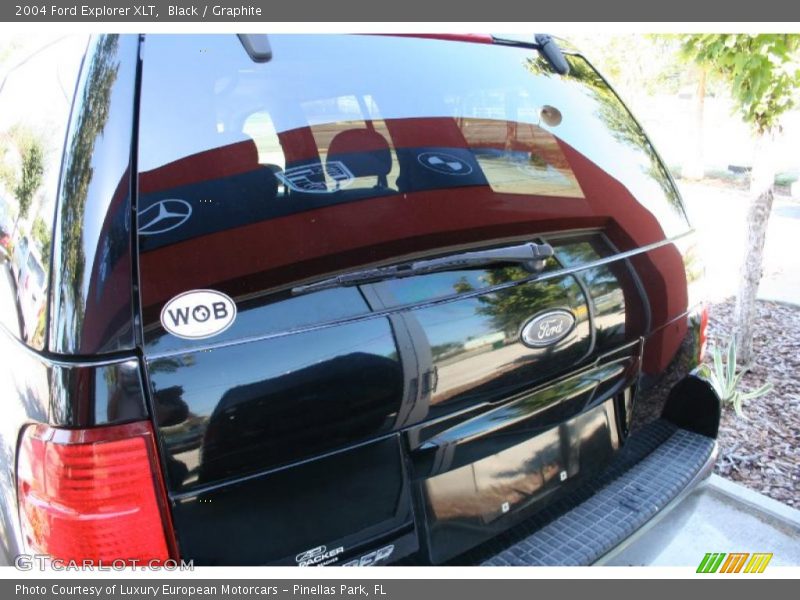 Black / Graphite 2004 Ford Explorer XLT