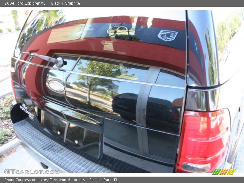 Black / Graphite 2004 Ford Explorer XLT