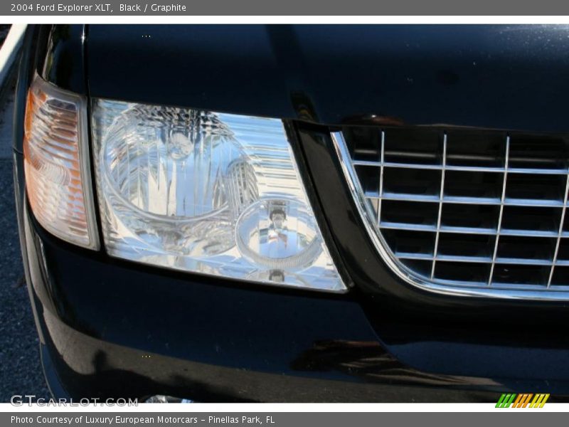 Black / Graphite 2004 Ford Explorer XLT