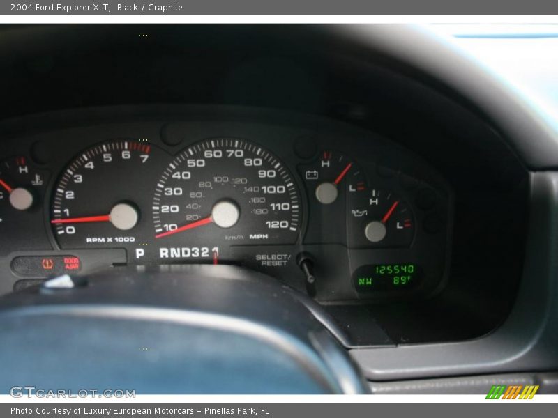 Black / Graphite 2004 Ford Explorer XLT
