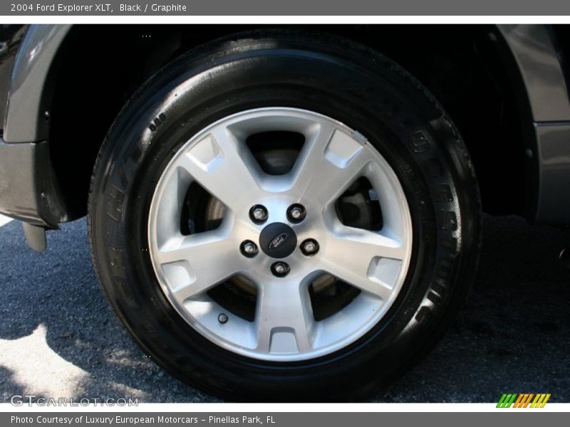 Black / Graphite 2004 Ford Explorer XLT