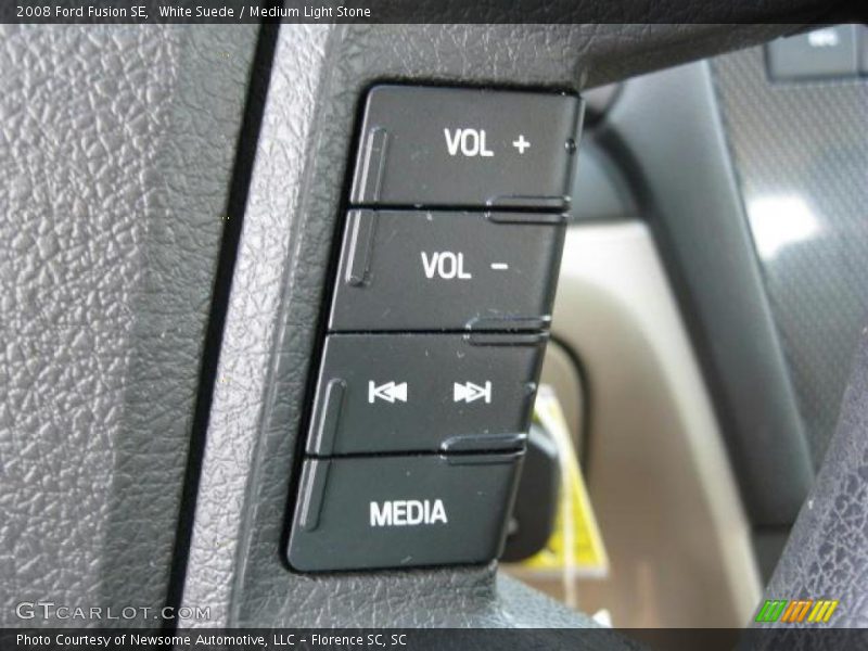 White Suede / Medium Light Stone 2008 Ford Fusion SE