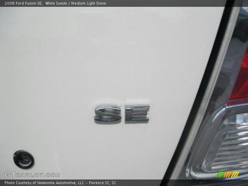White Suede / Medium Light Stone 2008 Ford Fusion SE