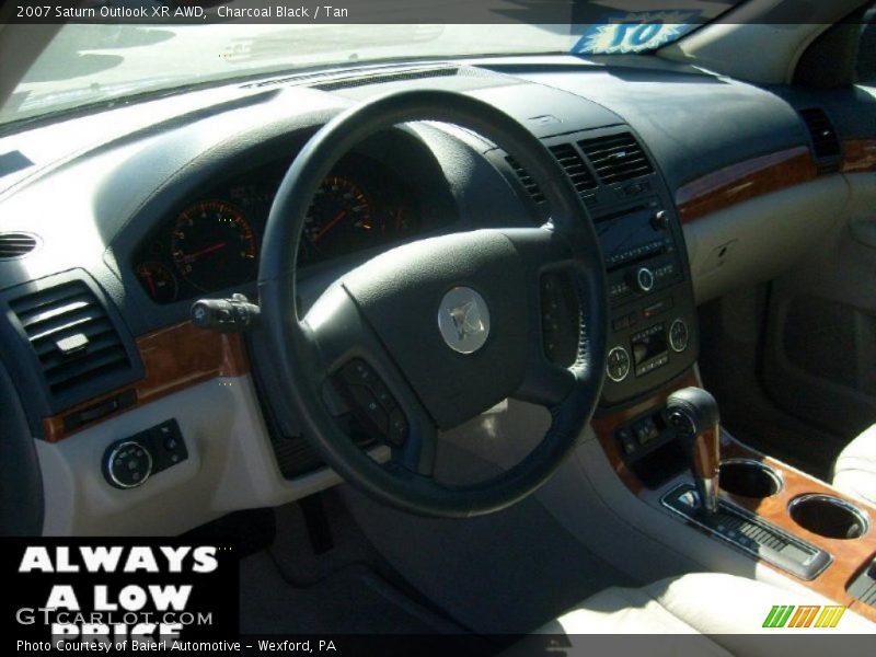 Charcoal Black / Tan 2007 Saturn Outlook XR AWD