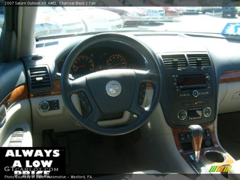Charcoal Black / Tan 2007 Saturn Outlook XR AWD