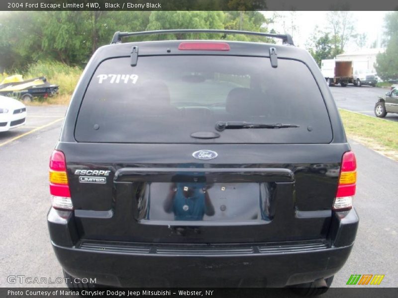 Black / Ebony Black 2004 Ford Escape Limited 4WD