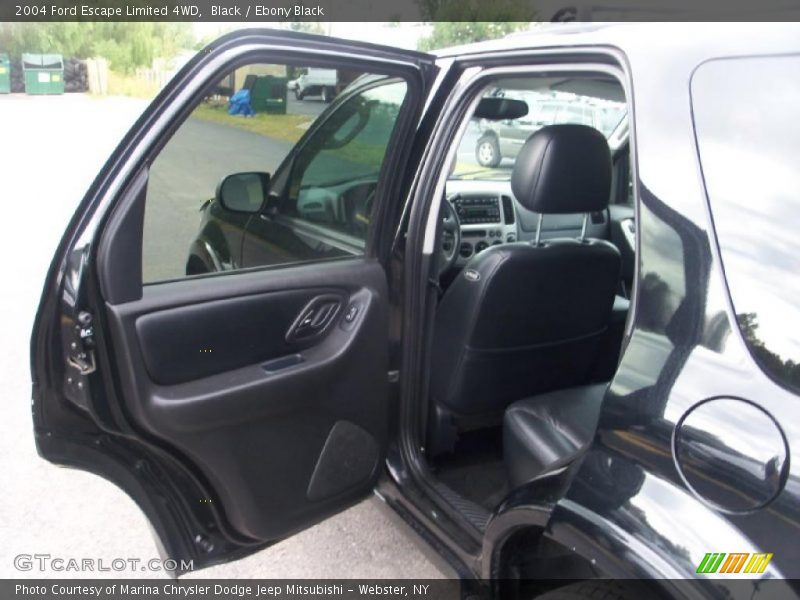 Black / Ebony Black 2004 Ford Escape Limited 4WD