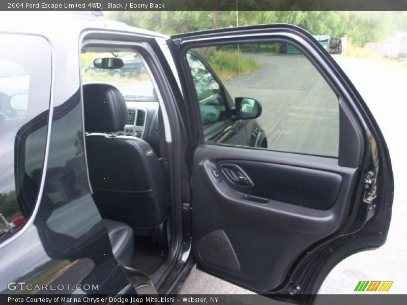 Black / Ebony Black 2004 Ford Escape Limited 4WD