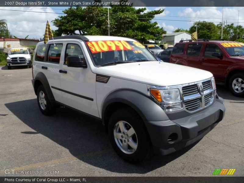 Stone White / Dark Slate Gray/Light Slate Gray 2007 Dodge Nitro SXT