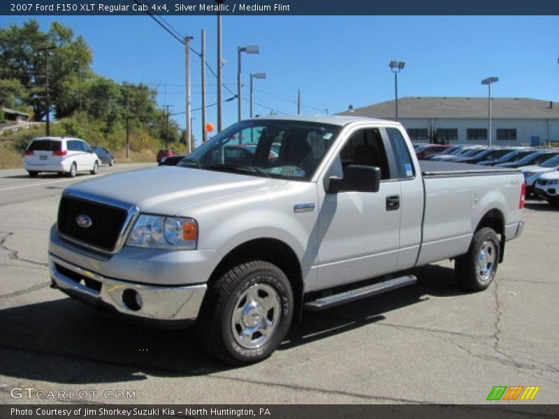 Silver Metallic / Medium Flint 2007 Ford F150 XLT Regular Cab 4x4