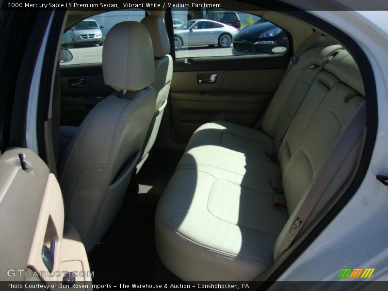Vibrant White / Medium Parchment 2000 Mercury Sable LS Premium Sedan