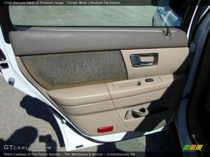 Vibrant White / Medium Parchment 2000 Mercury Sable LS Premium Sedan