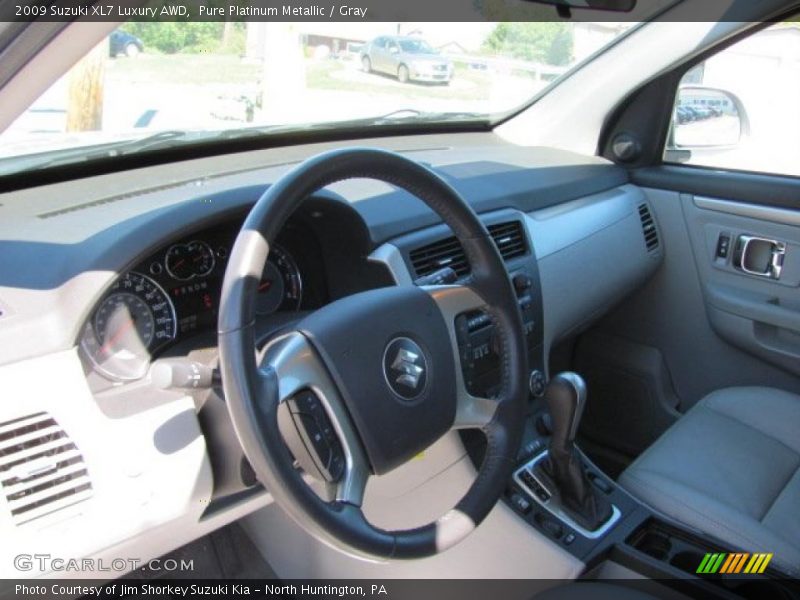 Pure Platinum Metallic / Gray 2009 Suzuki XL7 Luxury AWD