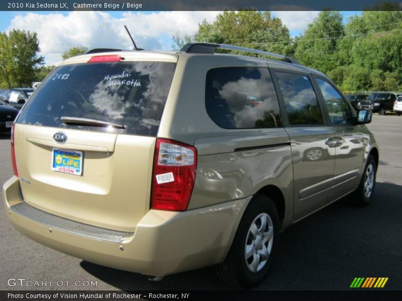 Cashmere Beige / Beige 2010 Kia Sedona LX