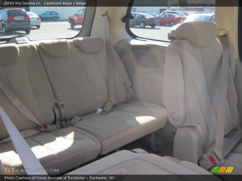Cashmere Beige / Beige 2010 Kia Sedona LX