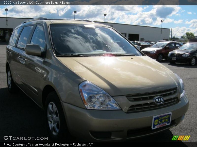 Cashmere Beige / Beige 2010 Kia Sedona LX
