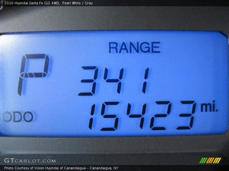 Pearl White / Gray 2010 Hyundai Santa Fe GLS 4WD