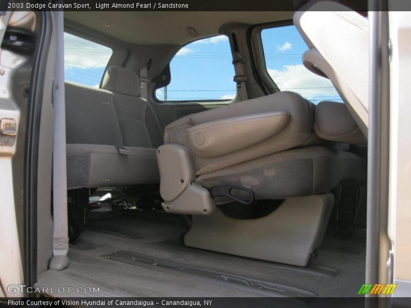 Light Almond Pearl / Sandstone 2003 Dodge Caravan Sport