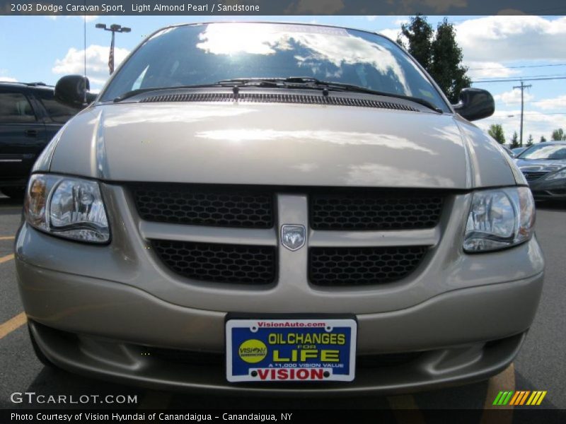 Light Almond Pearl / Sandstone 2003 Dodge Caravan Sport