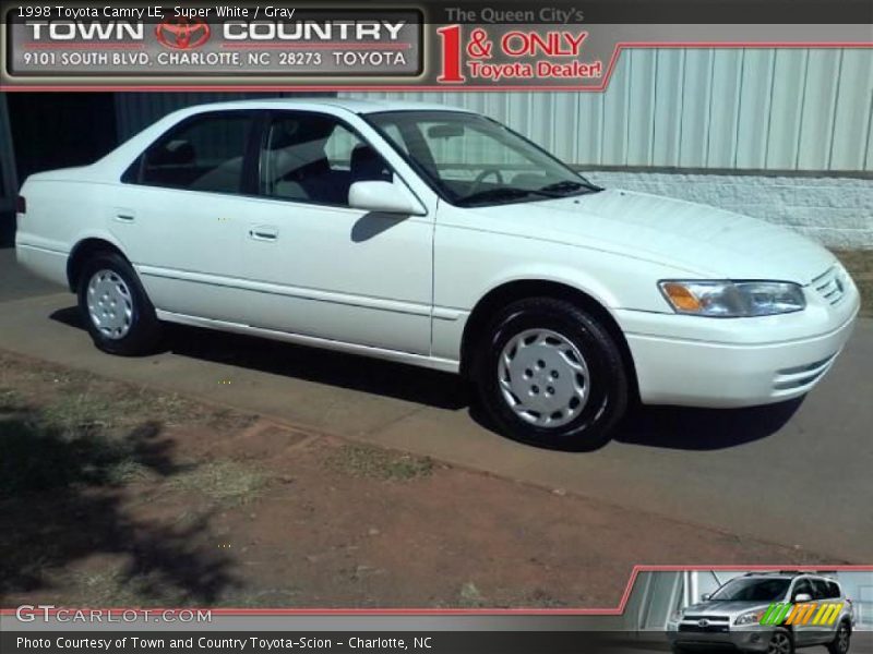 Super White / Gray 1998 Toyota Camry LE