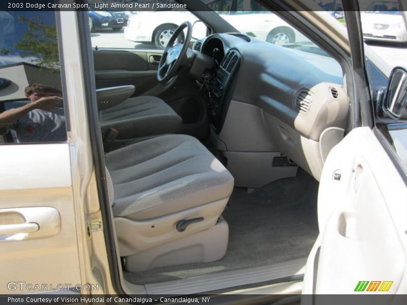 Light Almond Pearl / Sandstone 2003 Dodge Caravan Sport