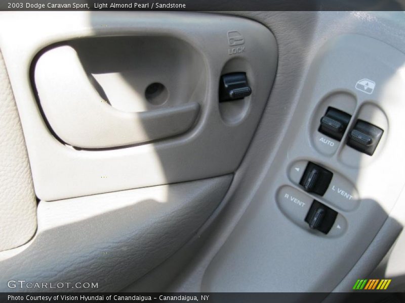 Light Almond Pearl / Sandstone 2003 Dodge Caravan Sport