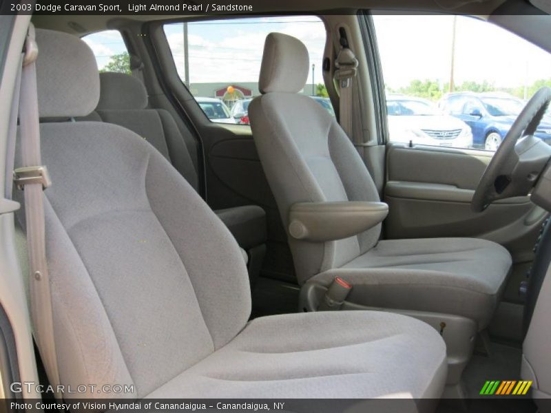 Light Almond Pearl / Sandstone 2003 Dodge Caravan Sport