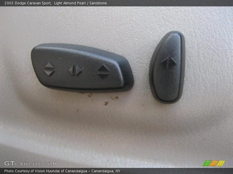 Light Almond Pearl / Sandstone 2003 Dodge Caravan Sport