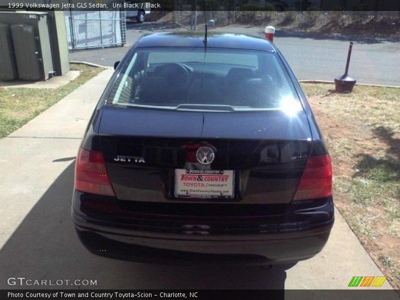 Uni Black / Black 1999 Volkswagen Jetta GLS Sedan