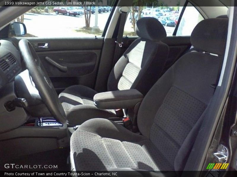 Uni Black / Black 1999 Volkswagen Jetta GLS Sedan