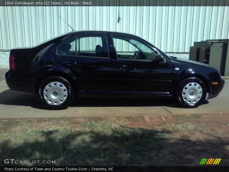 Uni Black / Black 1999 Volkswagen Jetta GLS Sedan