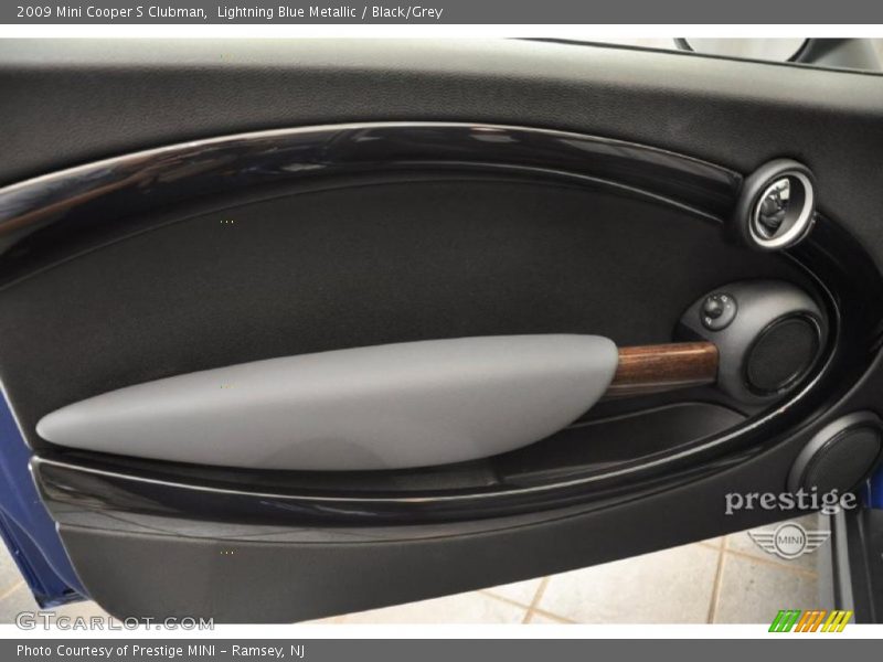 Lightning Blue Metallic / Black/Grey 2009 Mini Cooper S Clubman