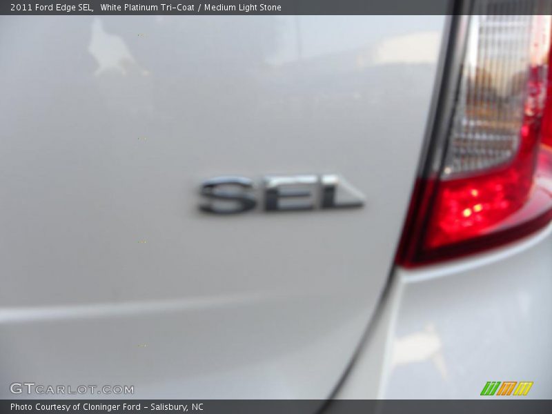 White Platinum Tri-Coat / Medium Light Stone 2011 Ford Edge SEL