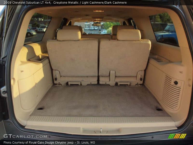 Greystone Metallic / Light Cashmere/Dark Cashmere 2009 Chevrolet Suburban LT 4x4