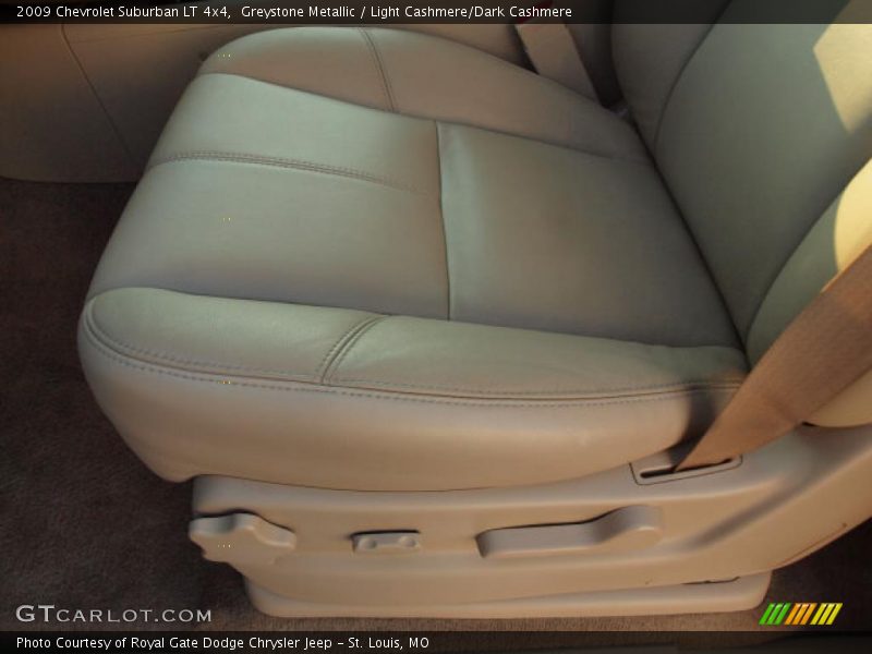 Greystone Metallic / Light Cashmere/Dark Cashmere 2009 Chevrolet Suburban LT 4x4