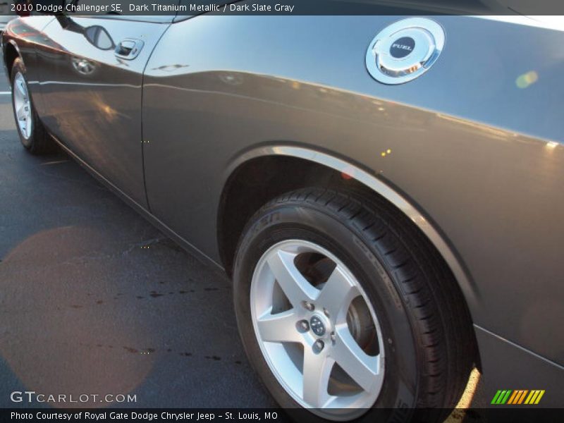 Dark Titanium Metallic / Dark Slate Gray 2010 Dodge Challenger SE
