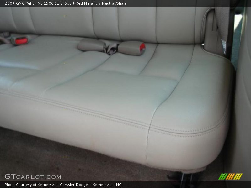 Sport Red Metallic / Neutral/Shale 2004 GMC Yukon XL 1500 SLT