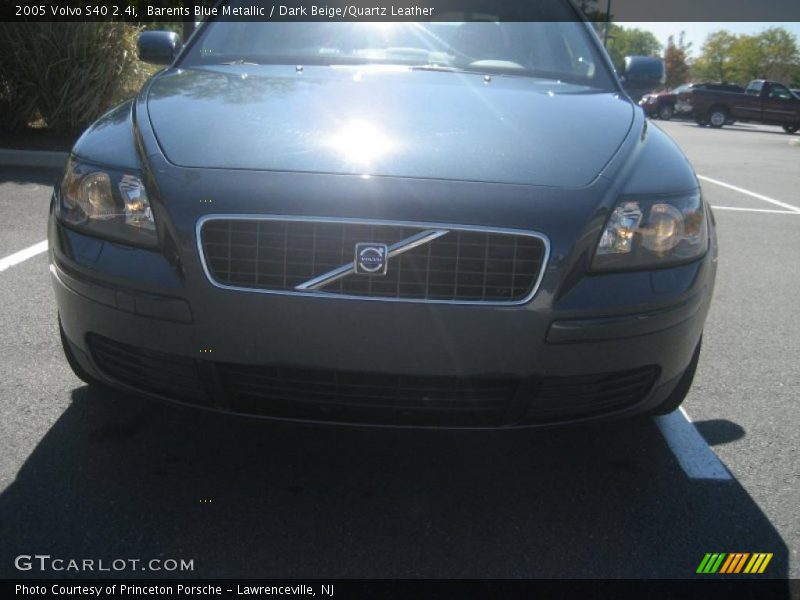Barents Blue Metallic / Dark Beige/Quartz Leather 2005 Volvo S40 2.4i
