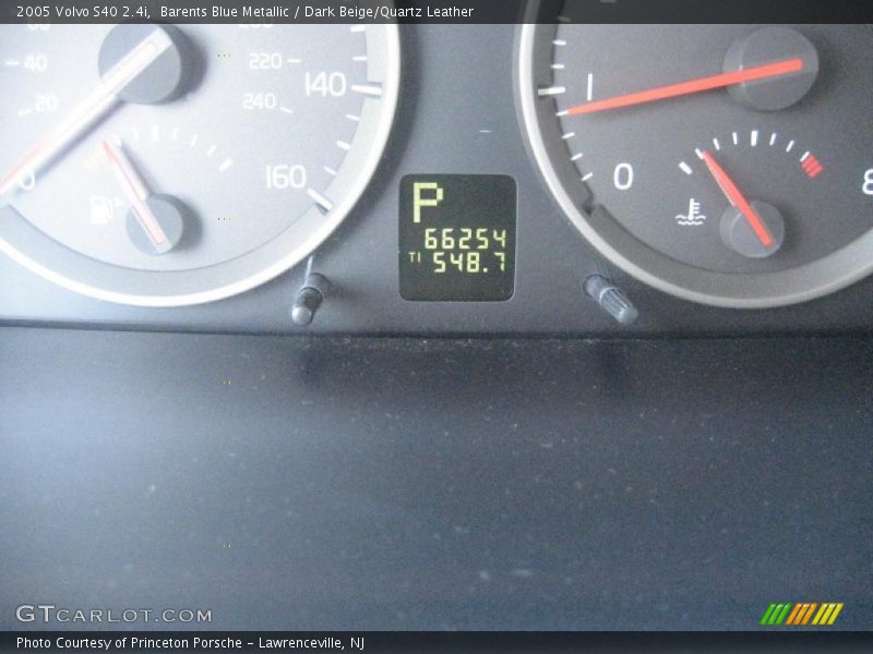 Barents Blue Metallic / Dark Beige/Quartz Leather 2005 Volvo S40 2.4i