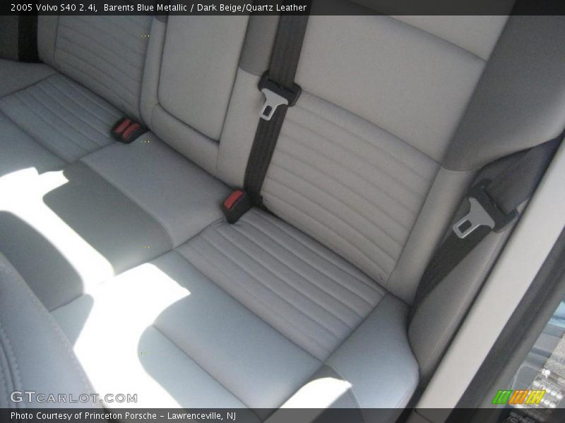 Barents Blue Metallic / Dark Beige/Quartz Leather 2005 Volvo S40 2.4i