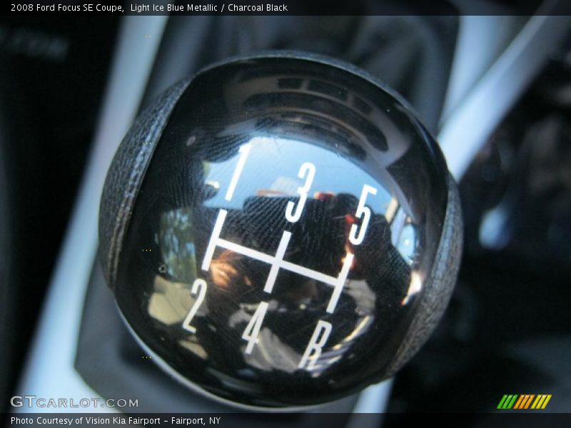 Light Ice Blue Metallic / Charcoal Black 2008 Ford Focus SE Coupe