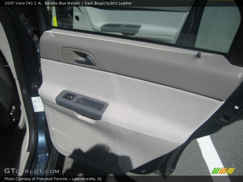 Barents Blue Metallic / Dark Beige/Quartz Leather 2005 Volvo S40 2.4i