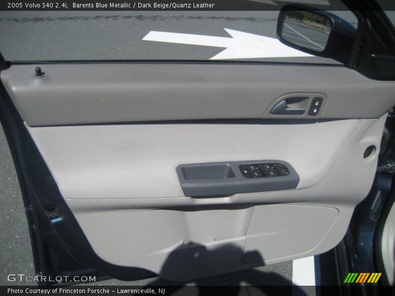 Barents Blue Metallic / Dark Beige/Quartz Leather 2005 Volvo S40 2.4i