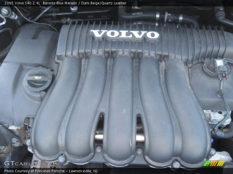 Barents Blue Metallic / Dark Beige/Quartz Leather 2005 Volvo S40 2.4i