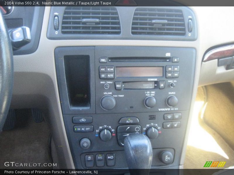 Nautic Blue Metallic / Taupe/Light Taupe 2004 Volvo S60 2.4